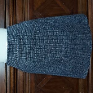 Michael Kors skirt, black with white specks, knit - size Large